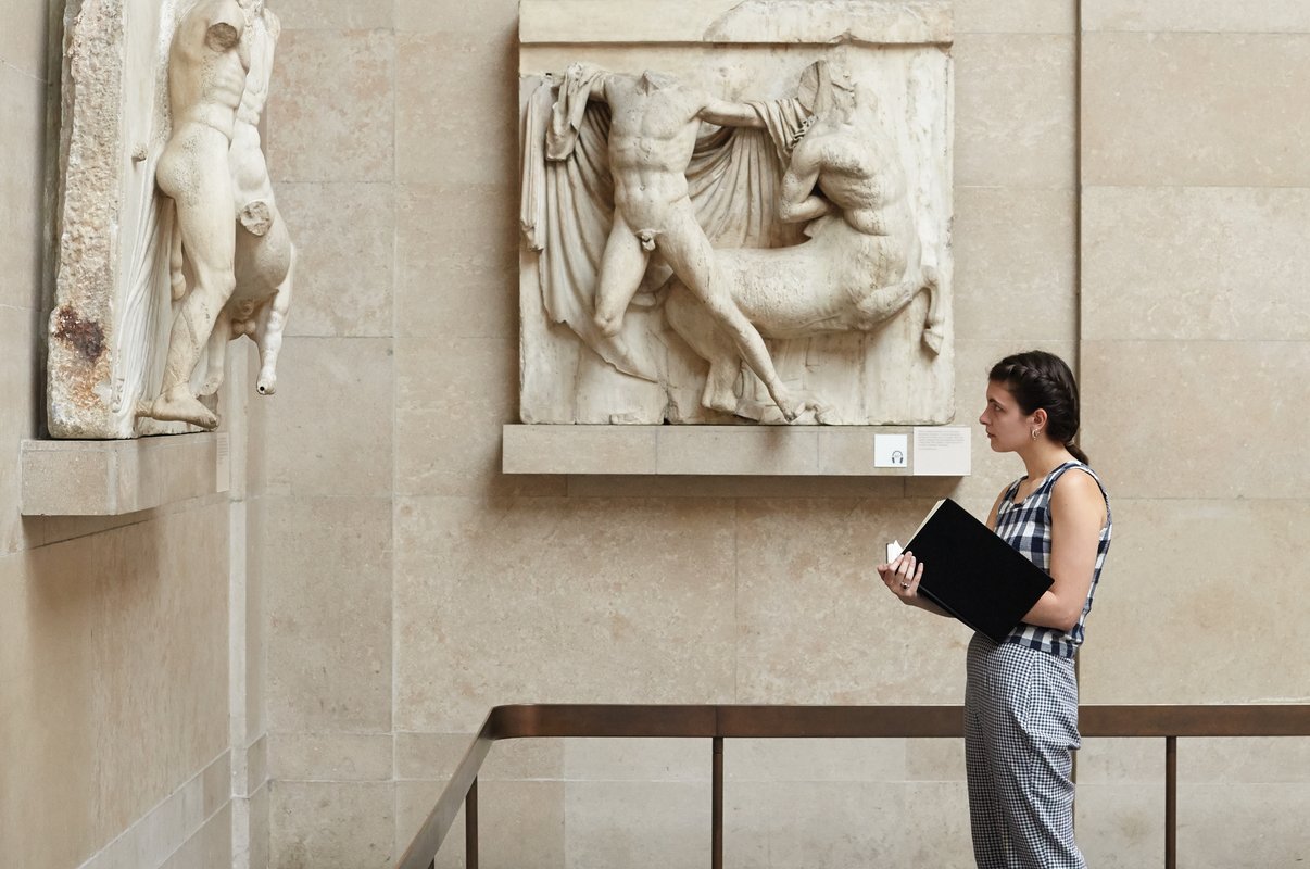 Drawing Pods; Drawing in Museums and Galleries The Royal Drawing School